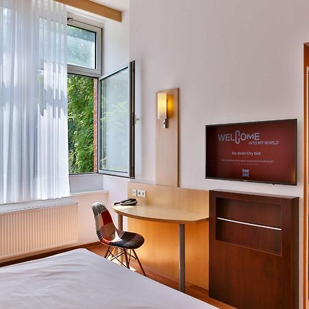 Ibis Berlin City Sued Esterno foto