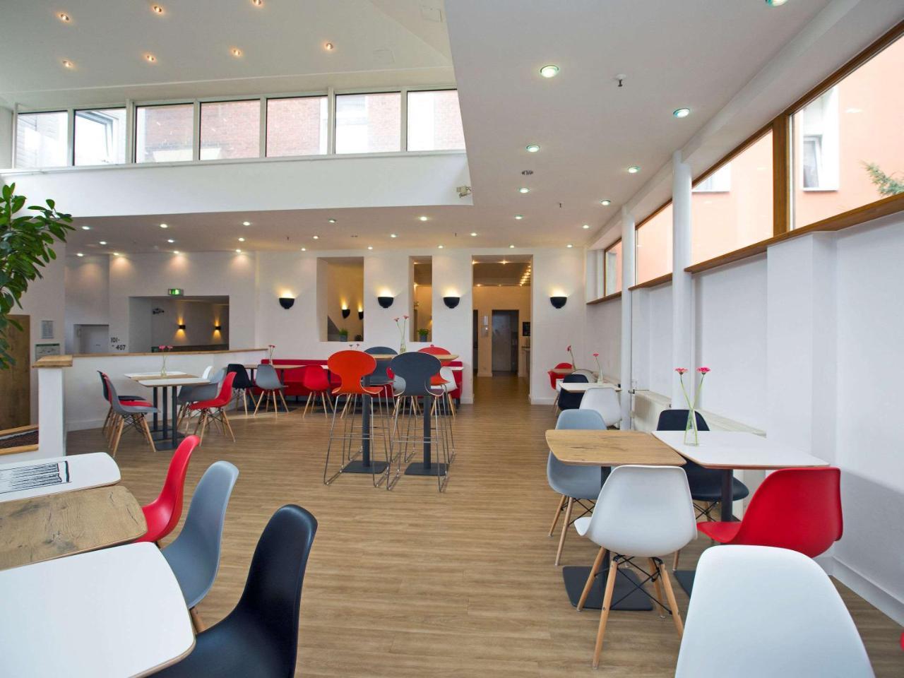 Ibis Berlin City Sued Esterno foto